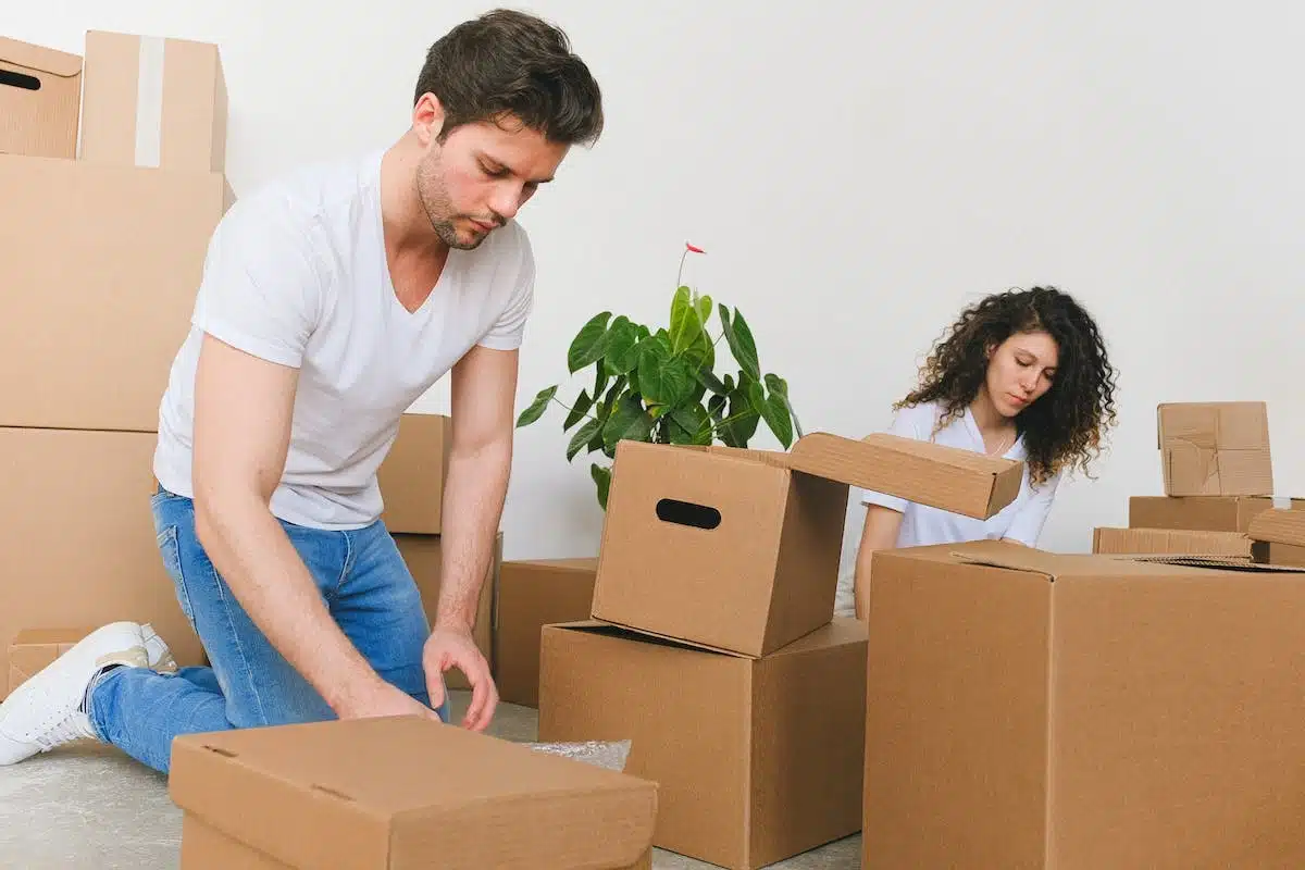 Libérez de l’espace lors de votre déménagement : Les astuces pour se débarrasser de ses objets inutiles