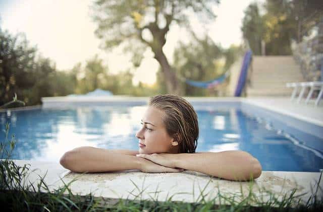 Pourtour de piscine