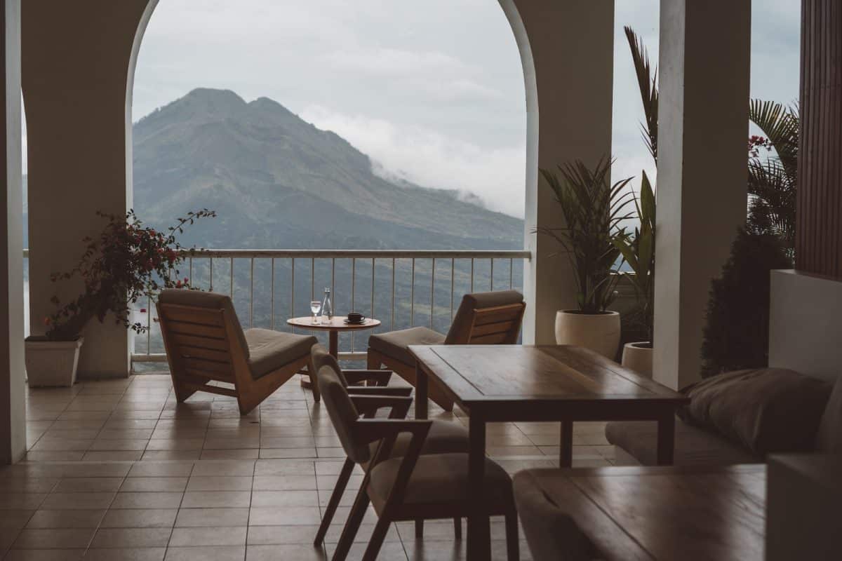 Aménagement extérieur : quel travertin choisir pour couvrir sa terrasse ?