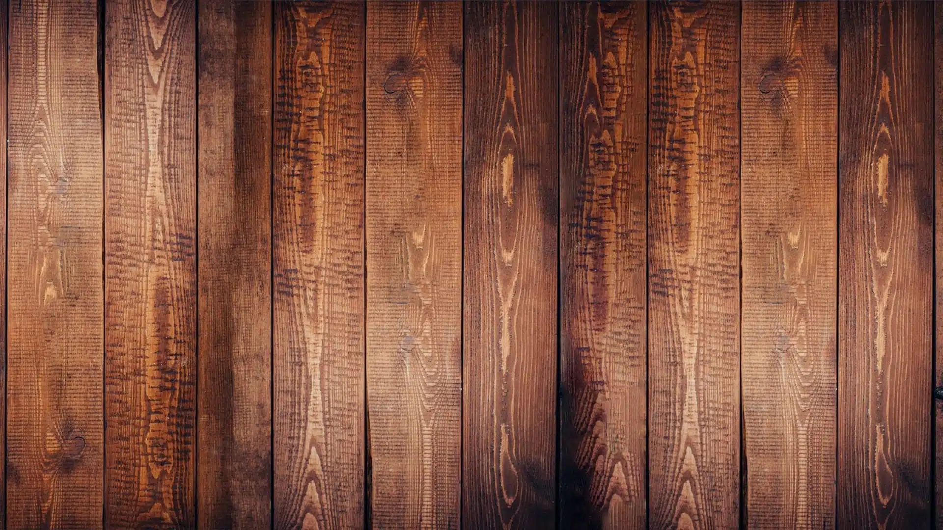 Pourquoi opter pour le bois pour votre bardage de façade de maison ?