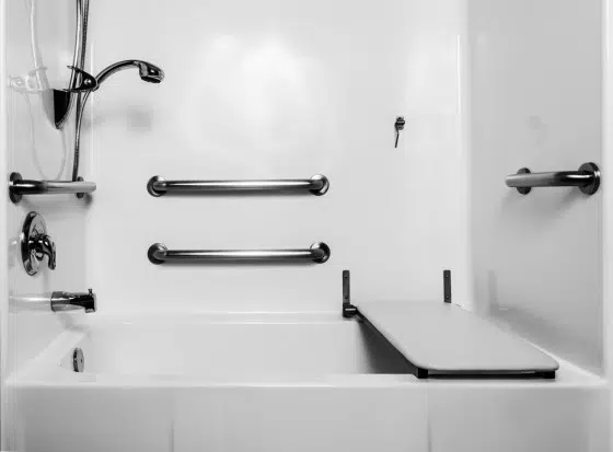 Rénovation d’une salle de bain pour les personnes âgées